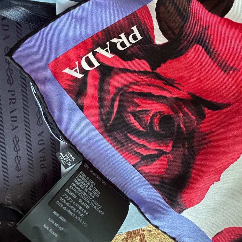 Prada Red and Purple Floral Scarf New W Box Original Wrapping Paper.Authentic - Picture 9 of 9